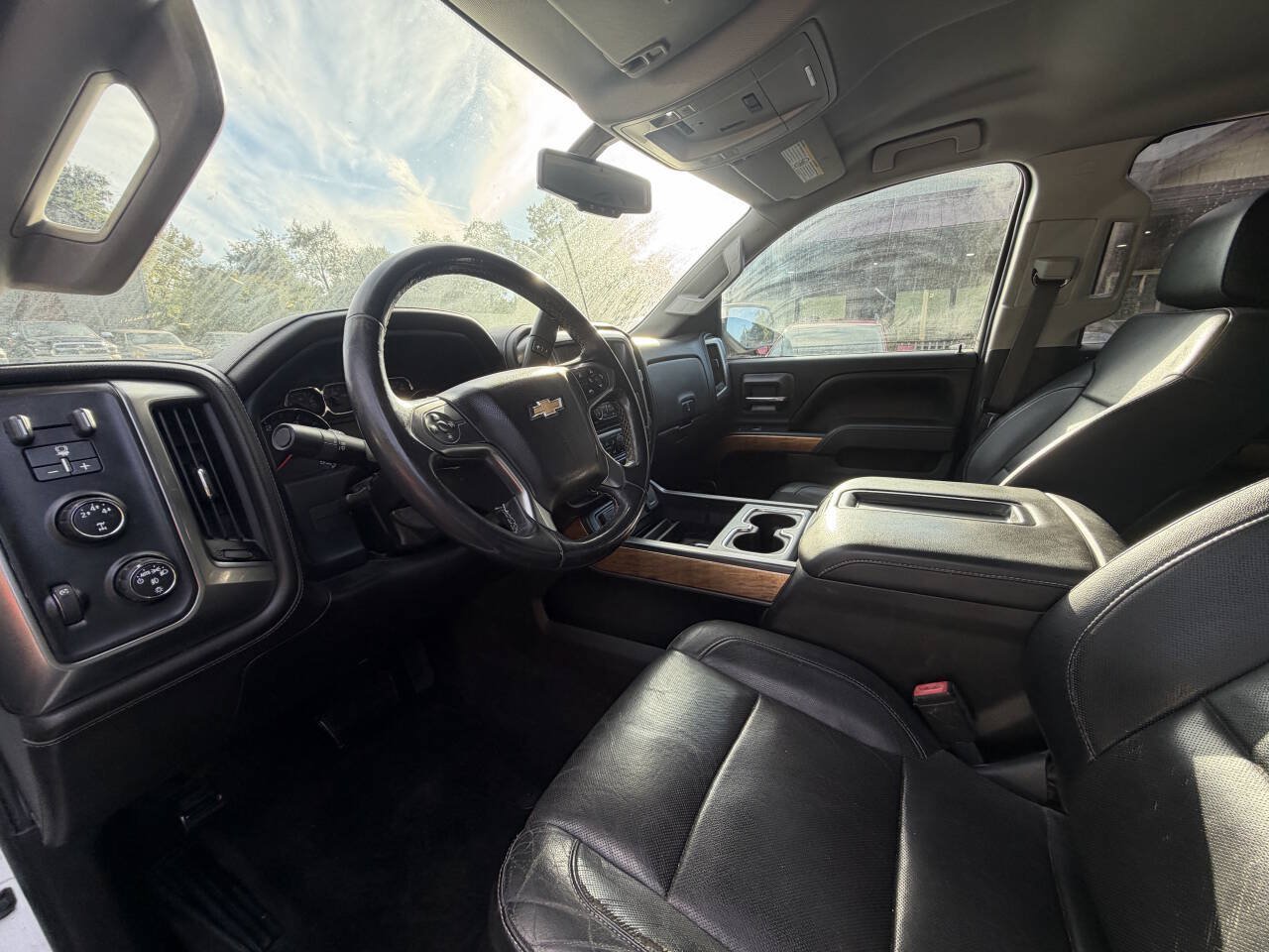 Used 2015 Chevrolet Silverado 2500 LTZ w/ Duramax Plus Package AWD/4WD image 15