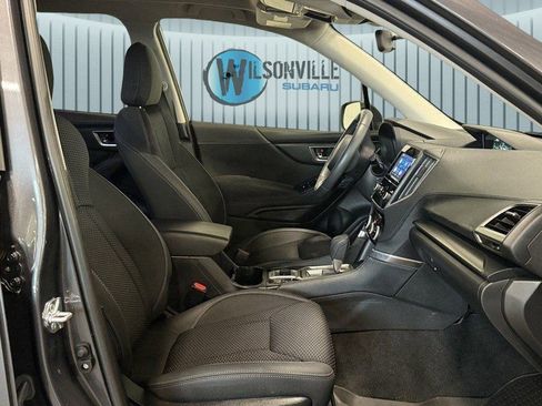 Used 2024 Subaru Forester Premium image 6
