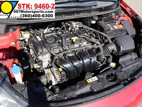 Used 2016 Hyundai Elantra GT w/ Option Group 02 FWD image 21