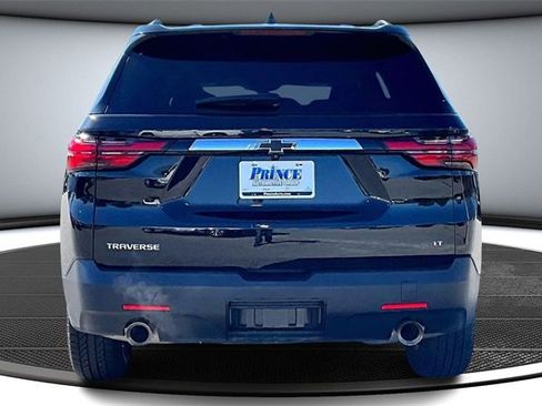 Used 2023 Chevrolet Traverse LT image 5