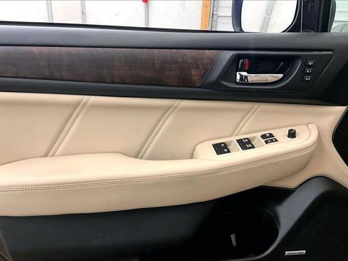 Used 2019 Subaru Outback 2.5i Limited image 22