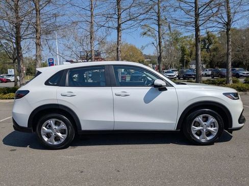 Certified 2024 Honda HR-V LX image 5