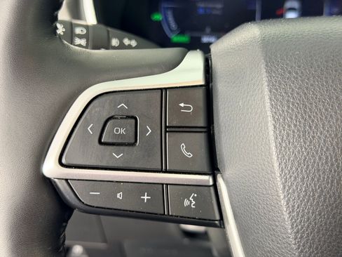 Used 2023 Toyota Highlander Platinum FWD image 15