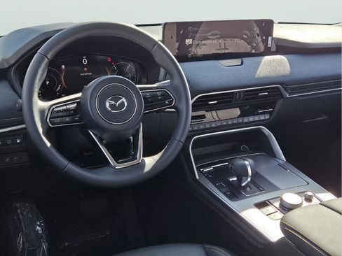 New 2026 MAZDA CX-90 Plug-In Hybrid w/ Preferred image 14