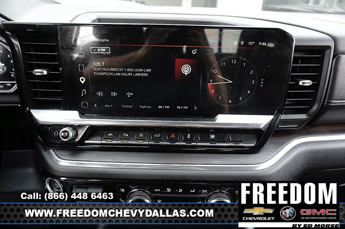 Used 2023 GMC Acadia SLE w/ Driver Convenience Package FWD image 5