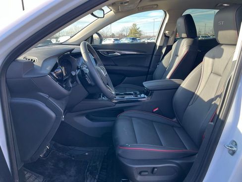 Used 2023 Buick Envision Essence w/ Sport Touring Package image 8