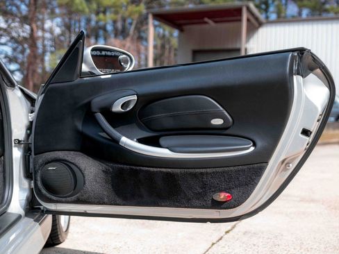 Used 2003 Porsche Boxster S image 39