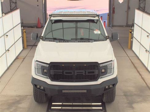 Used 2019 Ford F150 XLT w/ Equipment Group 302A Luxury AWD/4WD image 2