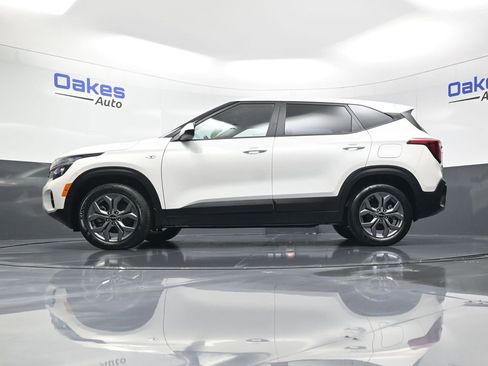 Certified 2024 Kia Seltos LX image 39