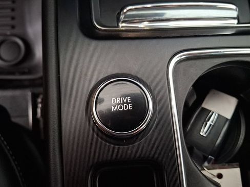 Certified 2024 Lincoln Corsair AWD image 26