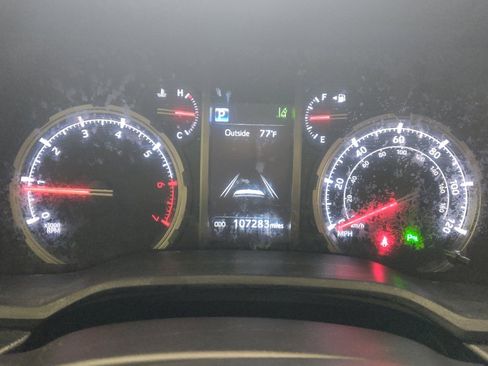 Used 2022 Toyota 4Runner Limited RWD image 23