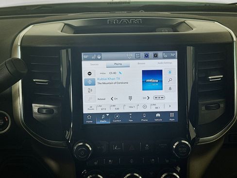 Used 2024 RAM 2500 Laramie w/ Safety Group image 21