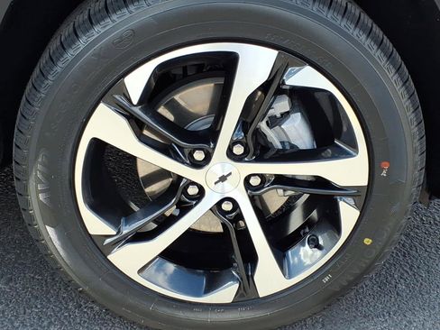 Used 2024 Chevrolet Trax RS image 10