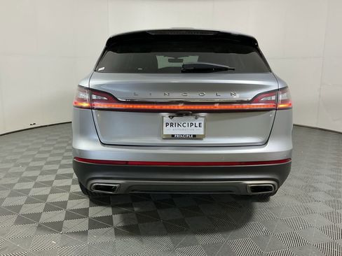 Used 2022 Lincoln Nautilus Reserve AWD/4WD image 6