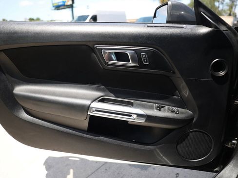 Used 2019 Ford Mustang GT image 38