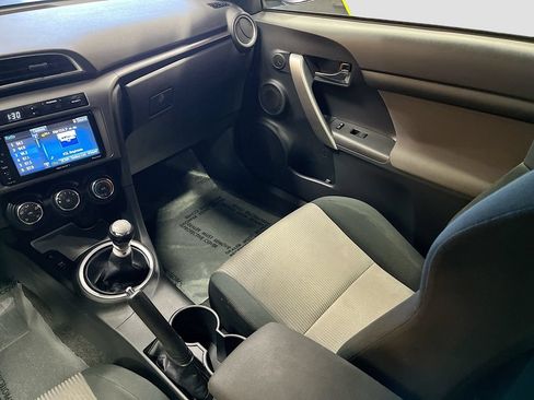 Used 2016 Scion tC FWD image 21
