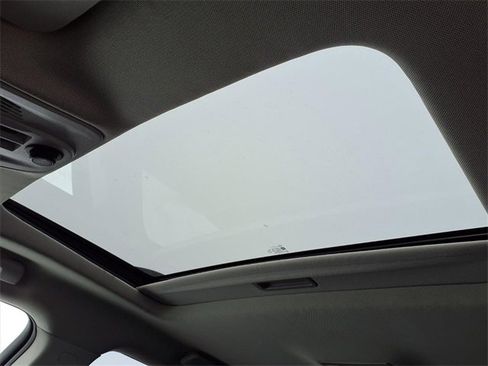 Used 2014 GMC Terrain SLT w/ Chrome Appearance Package image 21