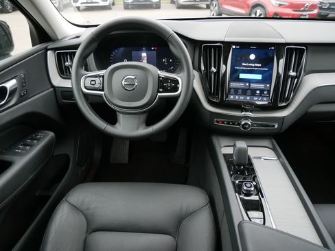 Certified 2025 Volvo XC60 B5 Plus w/ Climate Package AWD/4WD image 11