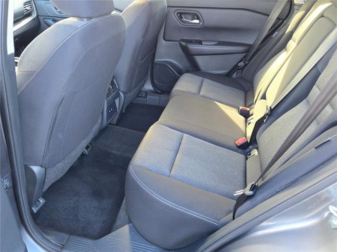 Used 2024 Nissan Rogue SV image 19