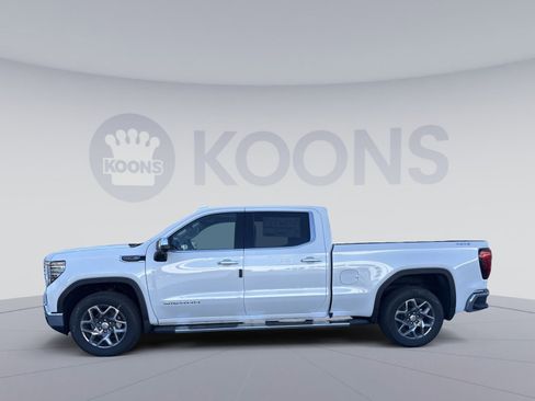 New 2026 GMC Sierra 1500 SLT w/ SLT Premium Package AWD/4WD image 2