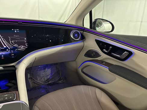 Certified 2023 Mercedes-Benz EQS 580 4MATIC Sedan image 30