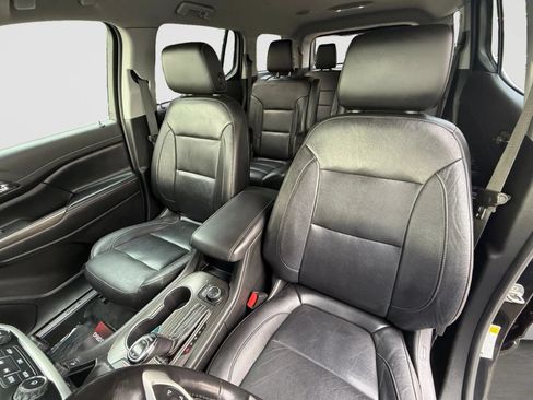 Used 2019 GMC Acadia SLT AWD/4WD image 13