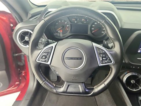 Used 2021 Chevrolet Camaro LT image 18
