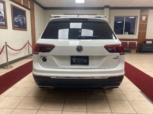 Used 2018 Volkswagen Tiguan SE image 4