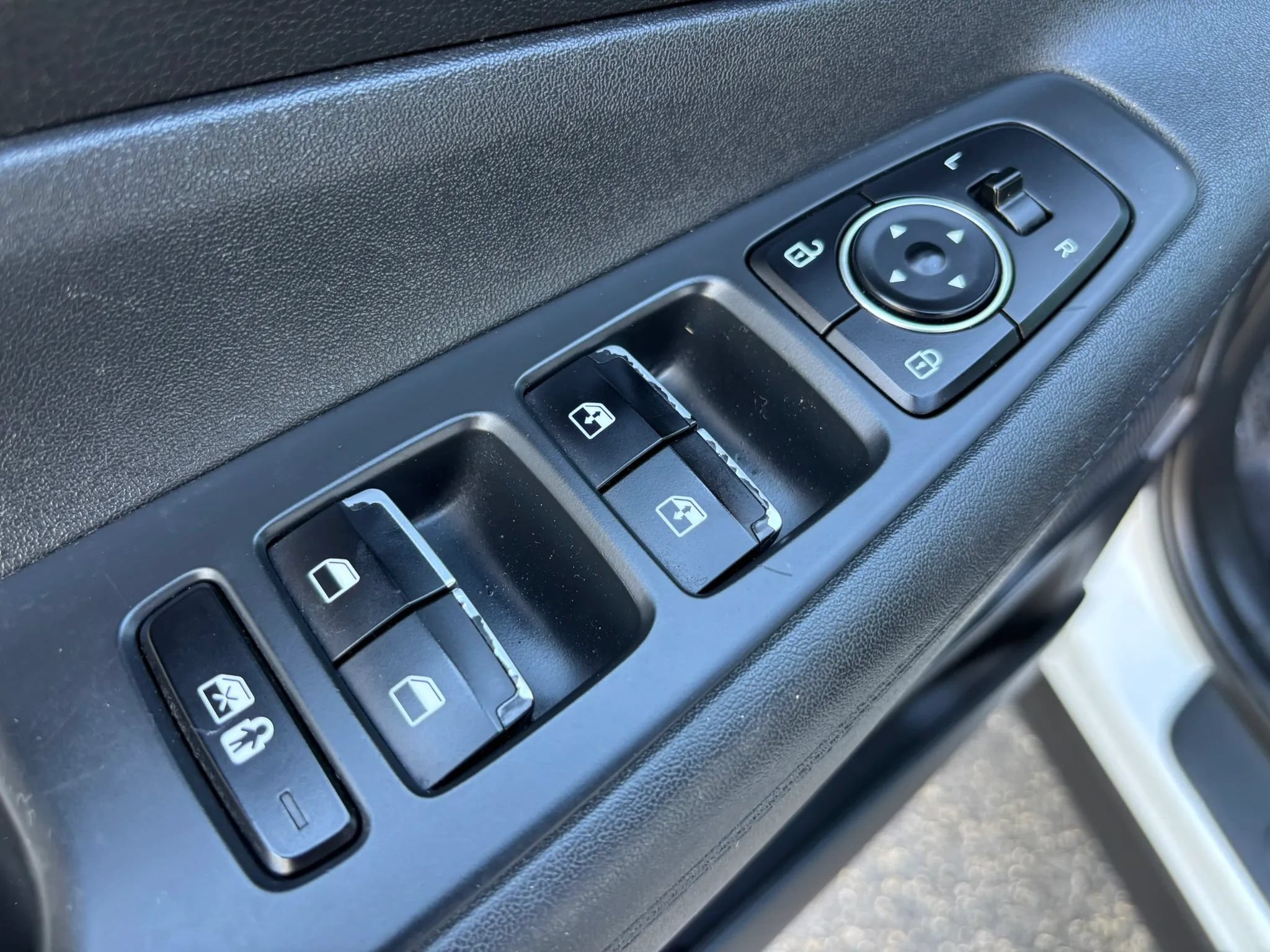 Used 2021 Hyundai Santa Fe SEL w/ Convenience Package FWD image 50