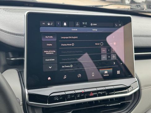 Used 2023 Jeep Compass Limited image 25