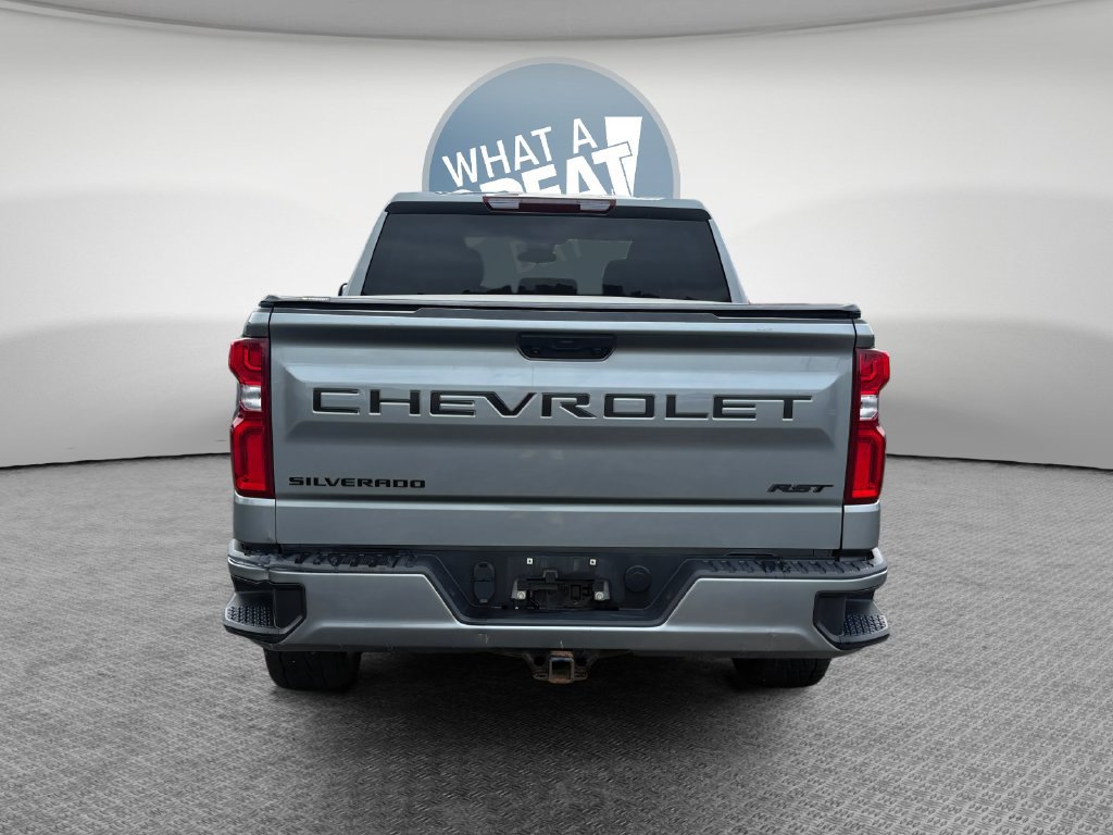 Used 2023 Chevrolet Silverado 1500 RST w/ LPO, Dark Essentials Package AWD/4WD image 5