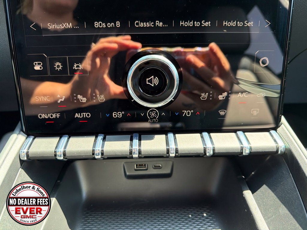 New 2027 GMC Terrain AT4 w/ Convenience Package III AWD/4WD image 25