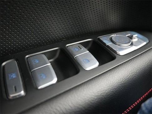 Used 2023 Genesis G70 2.0T w/ Sport Prestige Package image 37