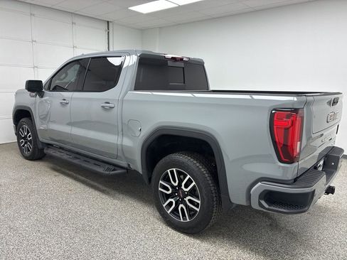 Used 2024 GMC Sierra 1500 AT4 w/ Technology Package AWD/4WD image 7