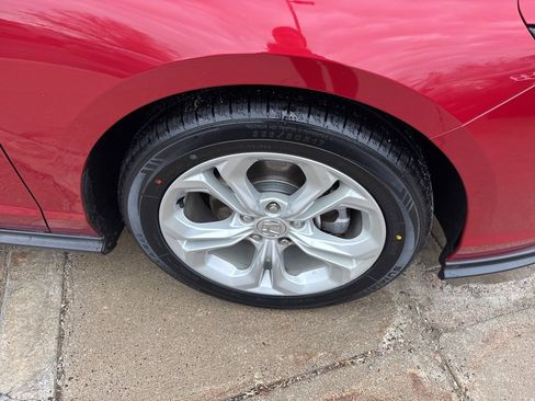 Used 2023 Honda Accord LX image 33