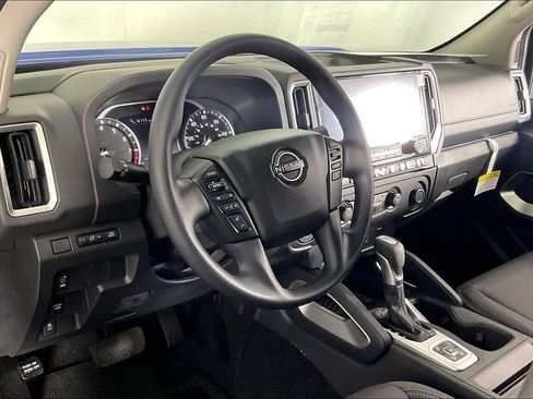 New 2026 Nissan Frontier SV w/ Tow Package image 9
