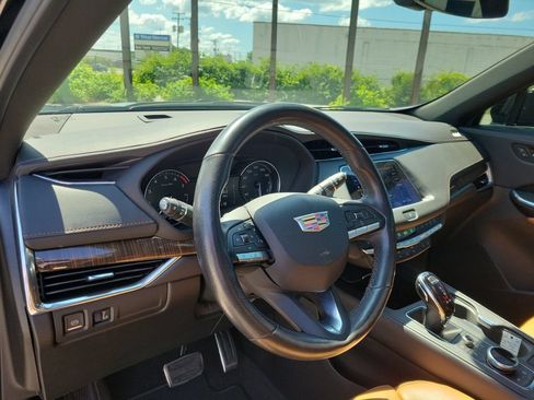 Certified 2023 Cadillac XT4 Sport AWD/4WD image 22