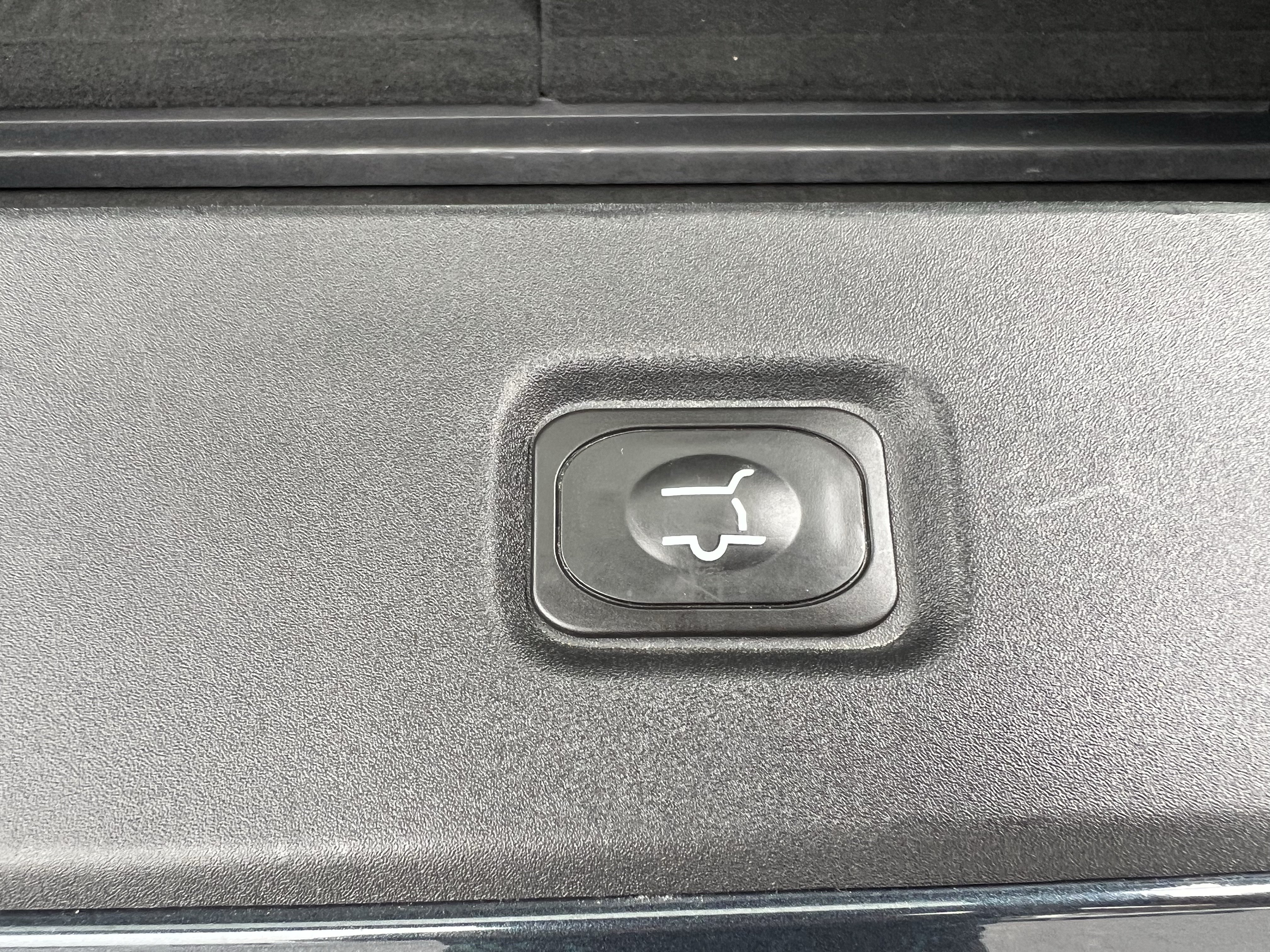 Used 2025 Ford Expedition Platinum w/ Driver's Package AWD/4WD image 69