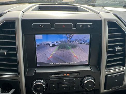 Used 2020 Ford F150 Lariat image 22