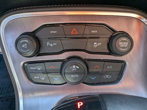Used 2016 Dodge Challenger SXT Plus RWD image 19