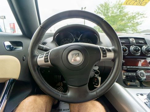 Used 2007 Saturn Sky w/ Premium Trim Pkg image 15