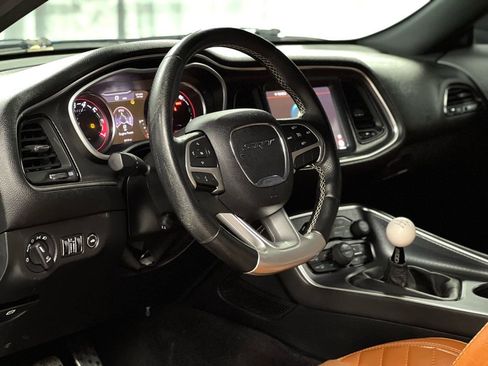 Used 2017 Dodge Challenger SRT w/ Technology Group image 16