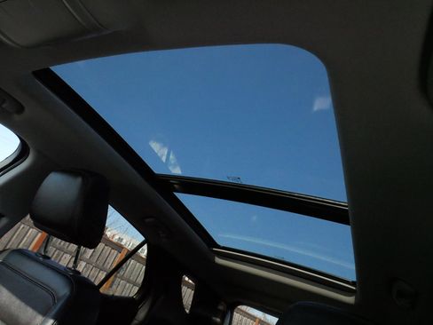 Used 2023 Chevrolet Equinox Premier image 34