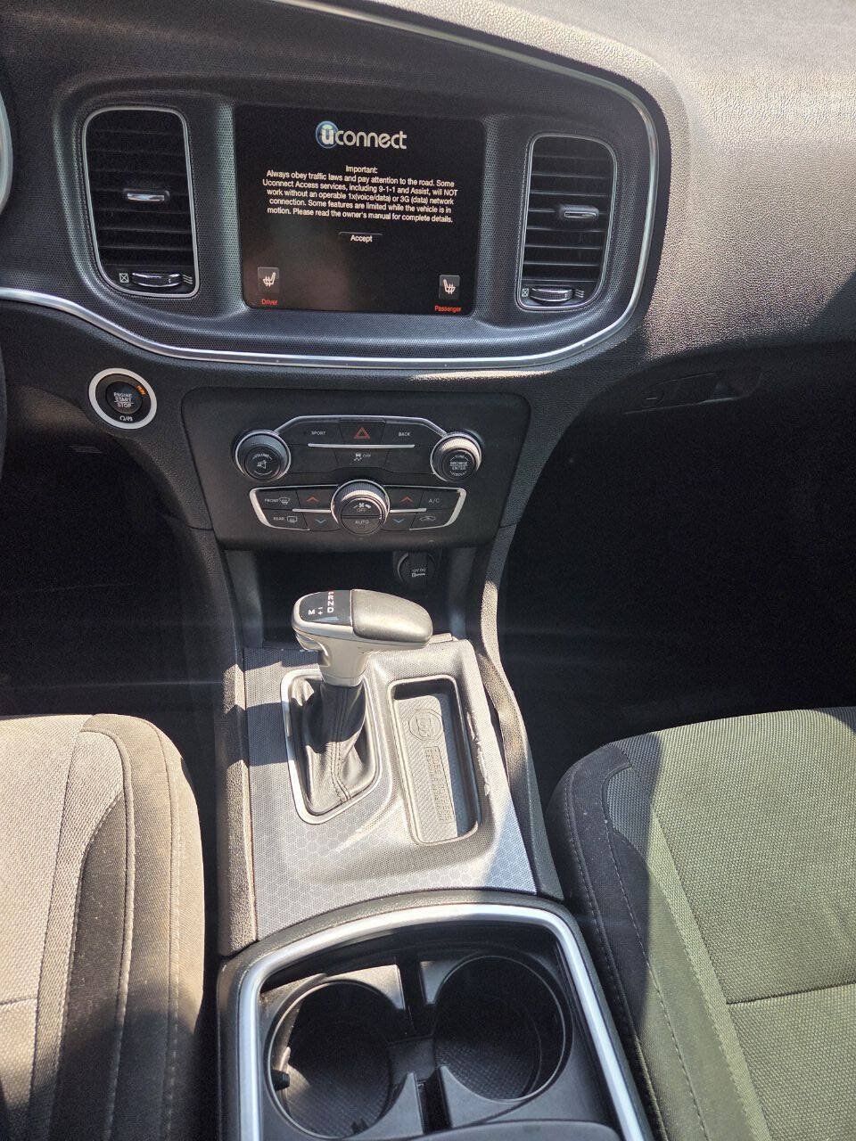 Used 2016 Dodge Charger R/T RWD image 11