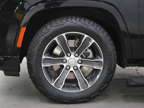 Used 2022 Jeep Grand Wagoneer Series I w/ Convenience Group III AWD/4WD image 35