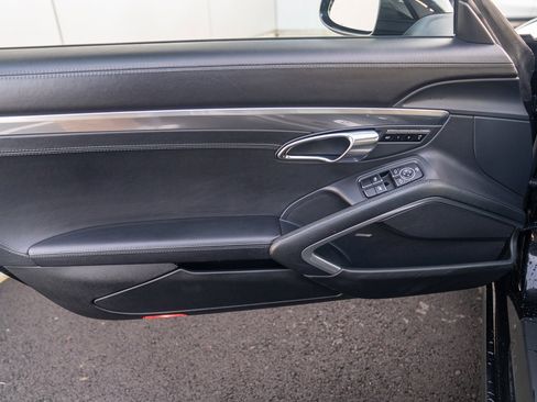 Used 2013 Porsche 911 Carrera S image 10