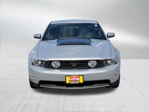 Used 2010 Ford Mustang GT Premium RWD image 2