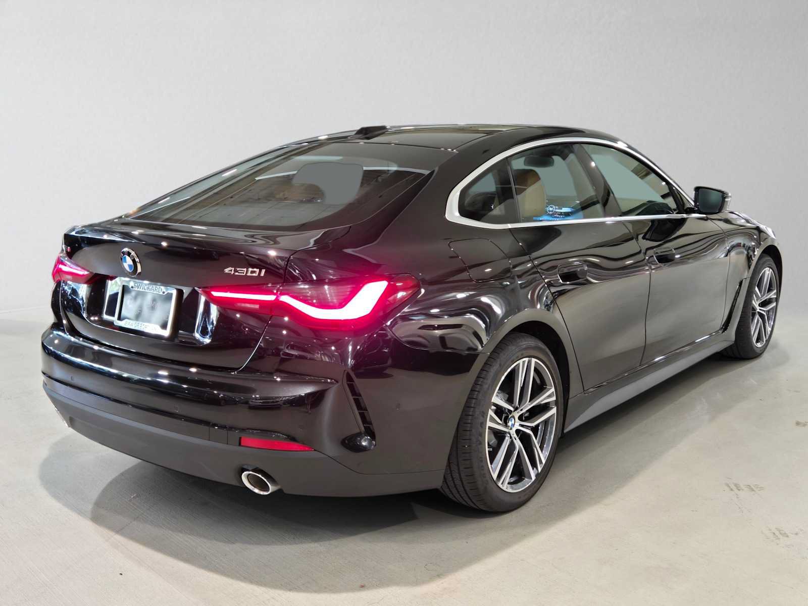 Used 2026 BMW 430i xDrive w/ Premium Package AWD/4WD image 3