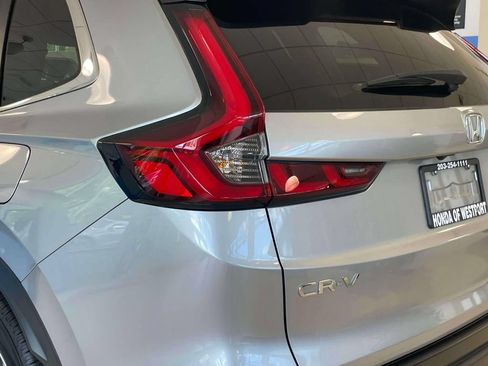 Used 2024 Honda CR-V EX image 10
