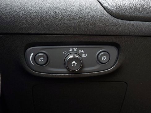 Used 2023 Buick Encore GX Preferred image 32